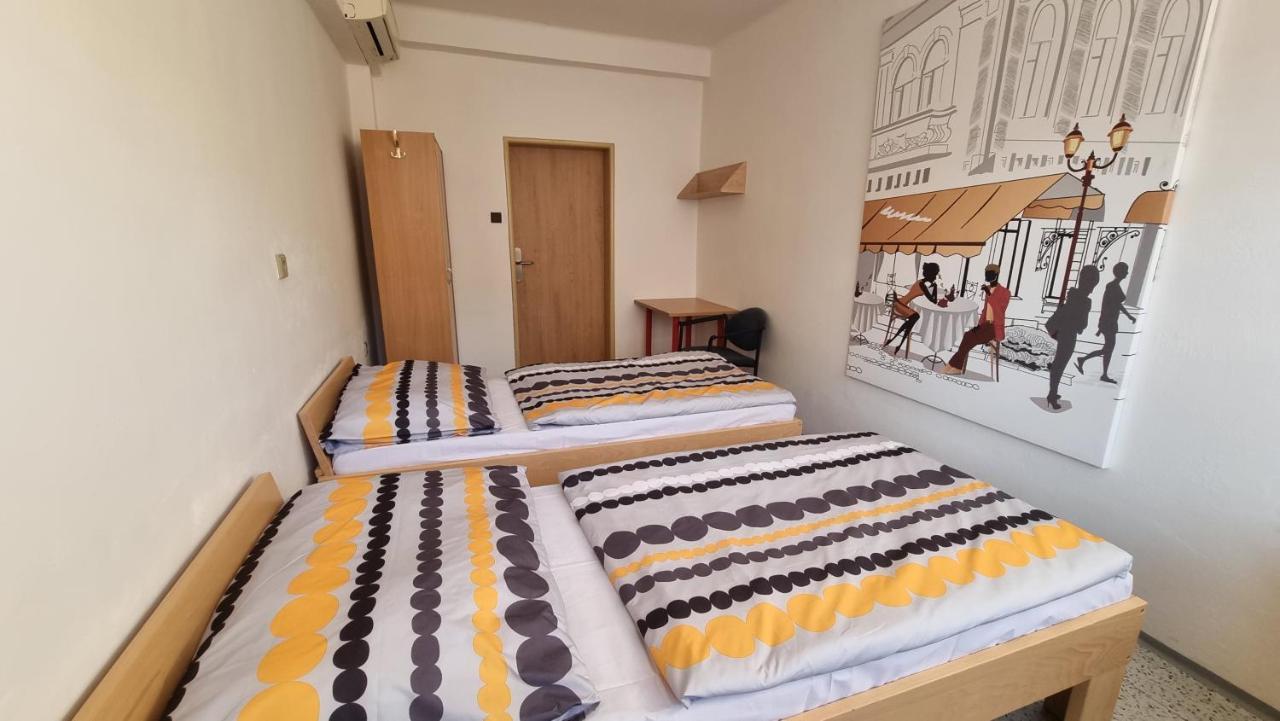 Hotel Rada Ostrava Ngoại thất bức ảnh